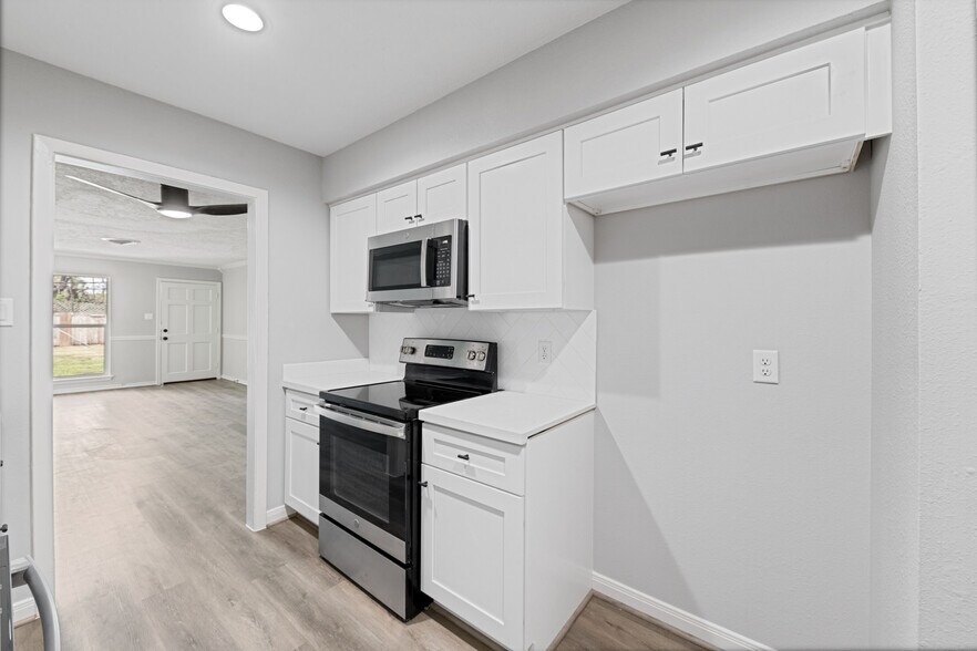 More Photos Of 2675-2689 Gessner Rd, Houston Apartments For Sale