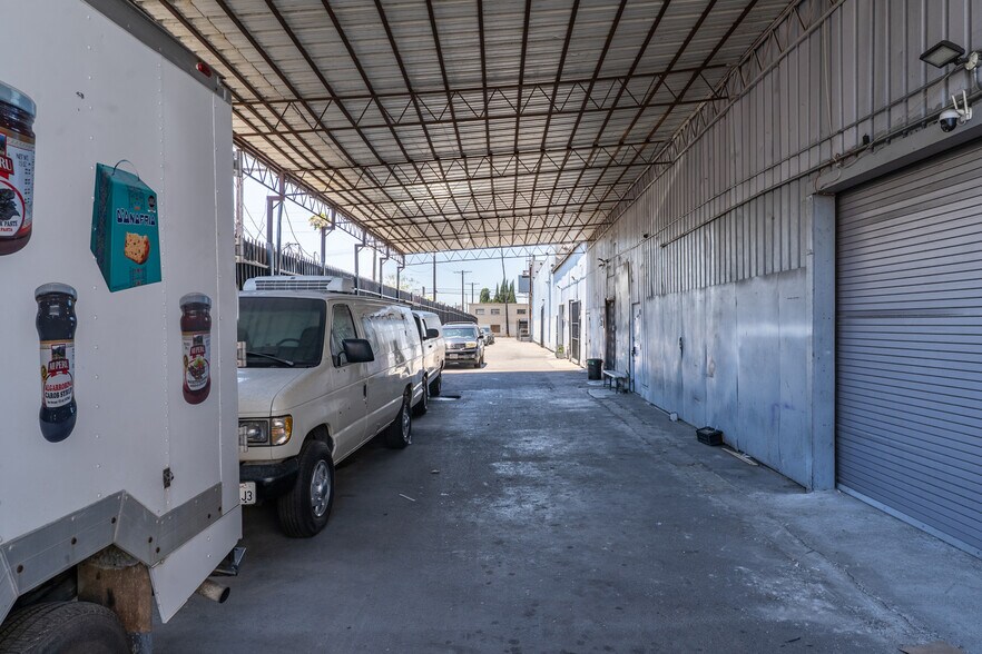 More Photos Of 6200 Avalon Blvd, Los Angeles Manufacturing For Sale