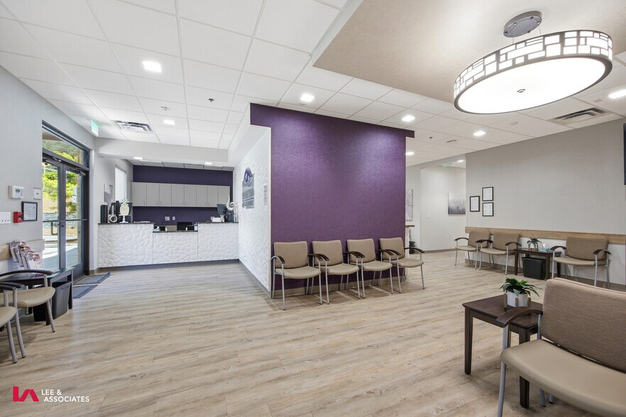 More Photos Of 100 River Pointe Pky, Canton Medical For Lease