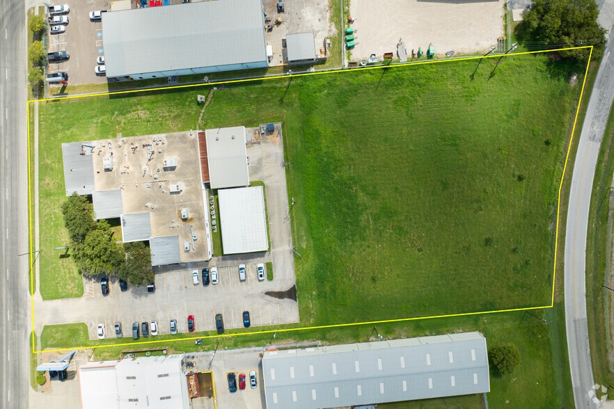 More Photos Of 1733 N Padre Island Dr, Corpus Christi Research And Development For Lease