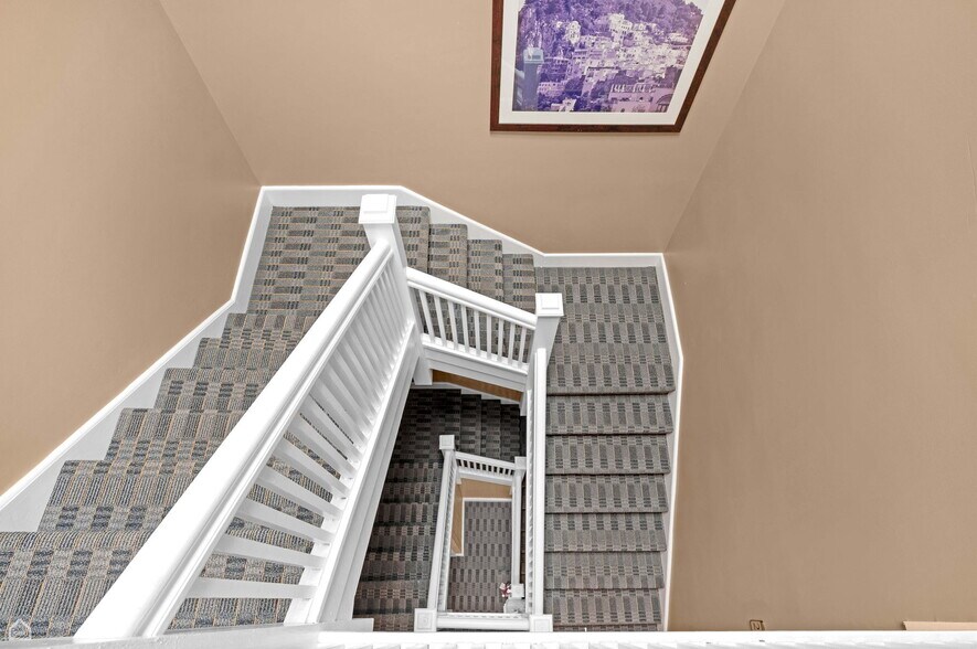More Photos Of 4240 S Calumet Ave, Chicago Apartments For Sale