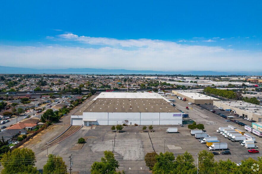 More Photos Of 3199 Alvarado St, San Leandro Warehouse For Lease