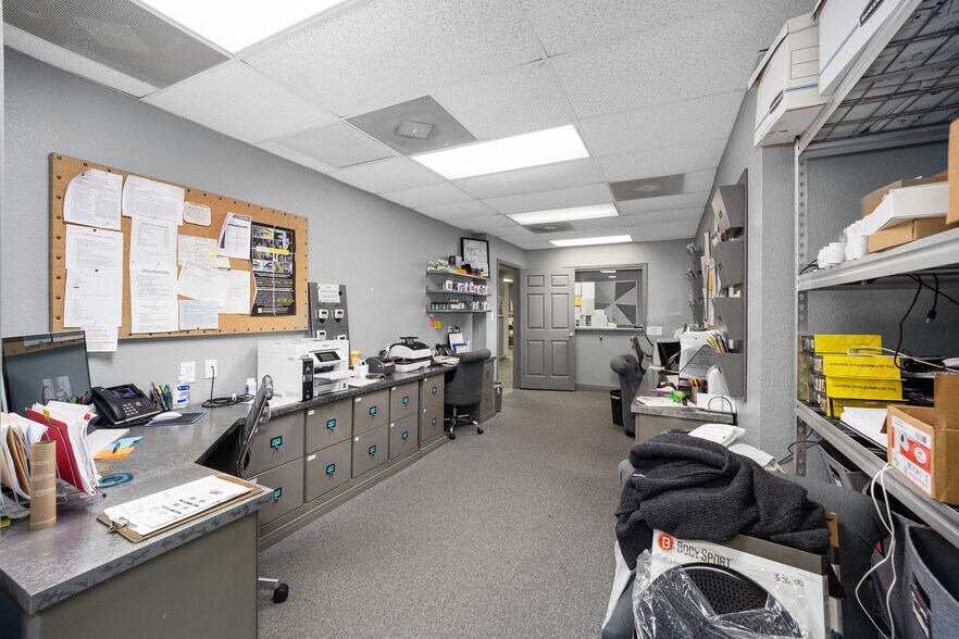 More Photos Of 2300 SE 17th St, Ocala Office For Sale