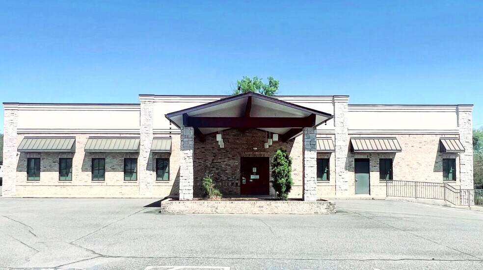Primary Photo Of 1625 Hardeman Ave, Macon-Bibb Office For Lease
