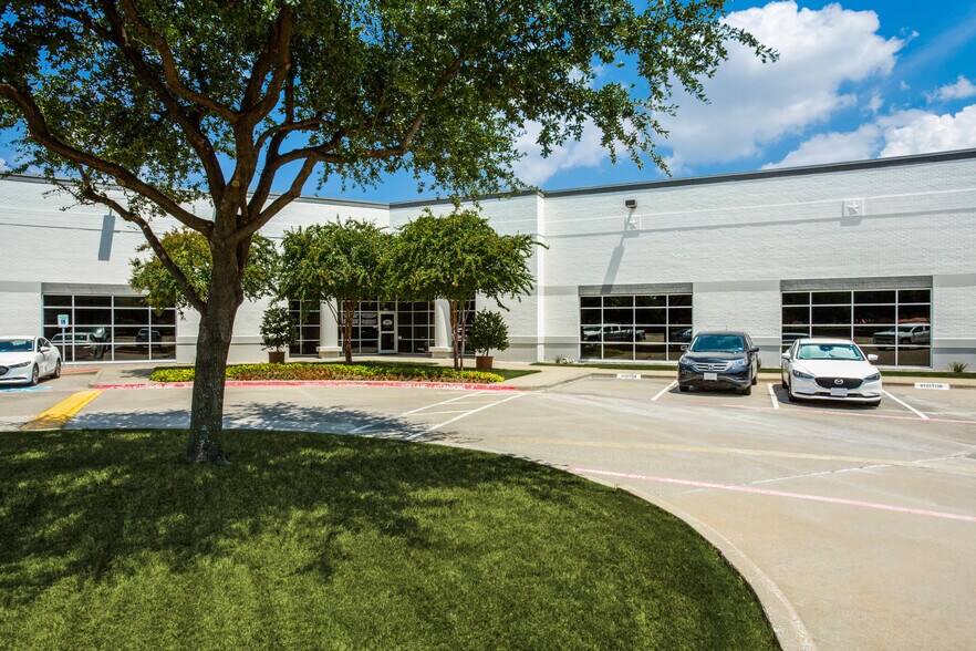 More Photos Of 1322 Crestside Dr, Coppell Office For Lease