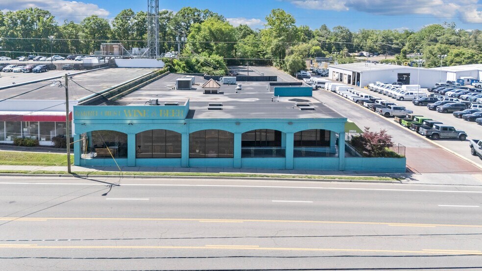 More Photos Of 2601 Franklin Rd, Roanoke Freestanding For Sale