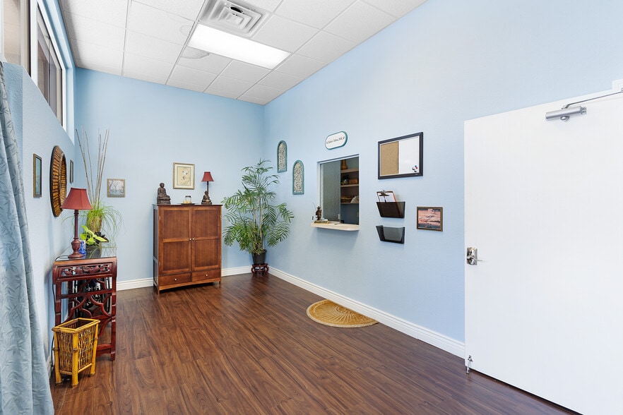 More Photos Of 17820 SE 109th Ave, Summerfield Medical For Lease