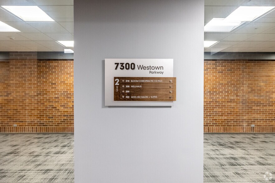 More Photos Of 7300 Westown Pky, West Des Moines Medical For Lease