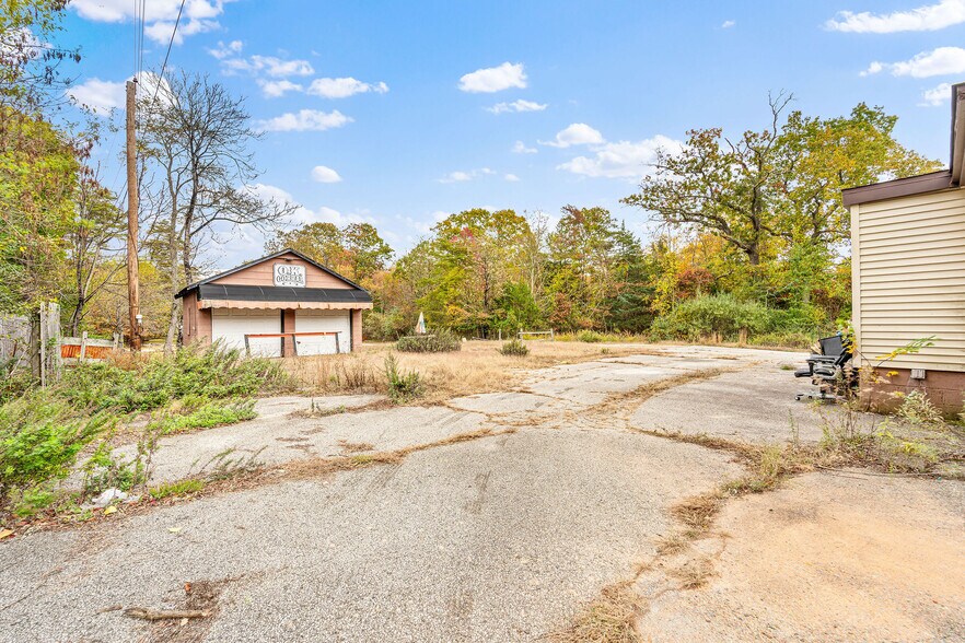 More Photos Of 221 White Horse Pike, Chesilhurst Bar For Sale