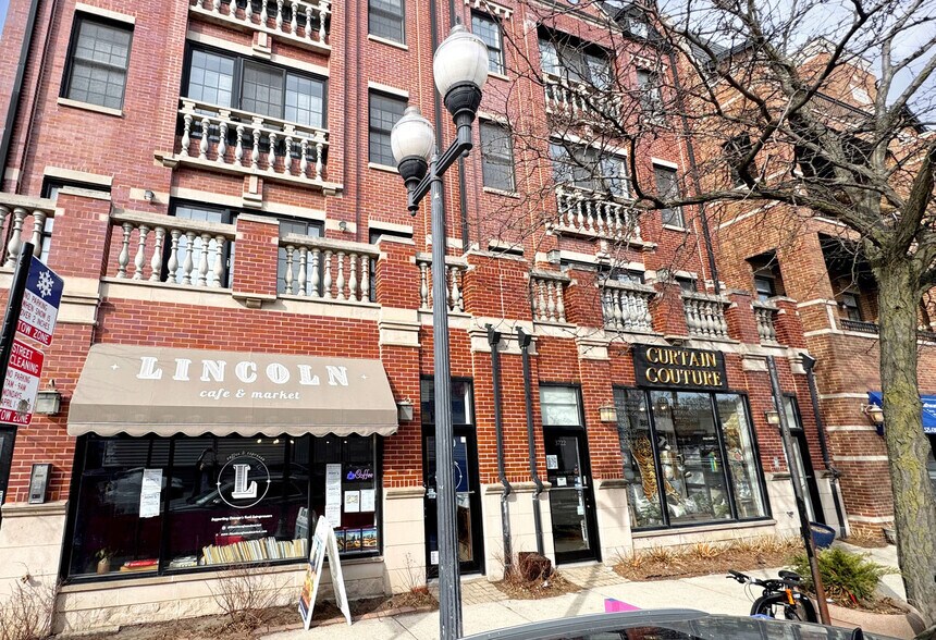 Primary Photo Of 3720-3722 N Lincoln Ave, Chicago Apartments For Sale