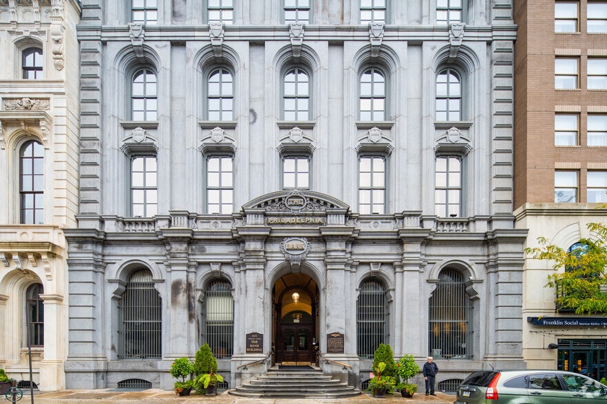 More Photos Of 421 Chestnut St, Philadelphia Apartments For Sale