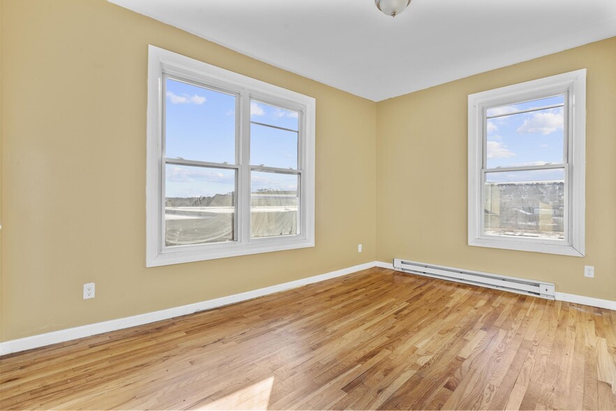 More Photos Of 701-703 S Main St, Waterbury Apartments For Sale