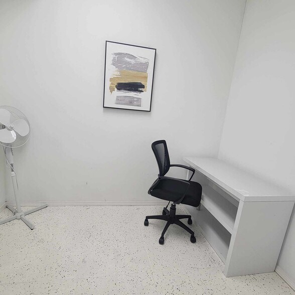 More Photos Of 1982 Main St E, Snellville Storefront For Sale