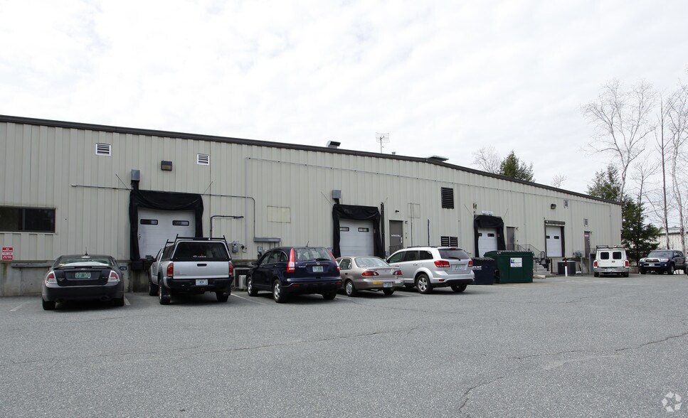 More Photos Of 12 Commerce Ave, West Lebanon Flex For Lease