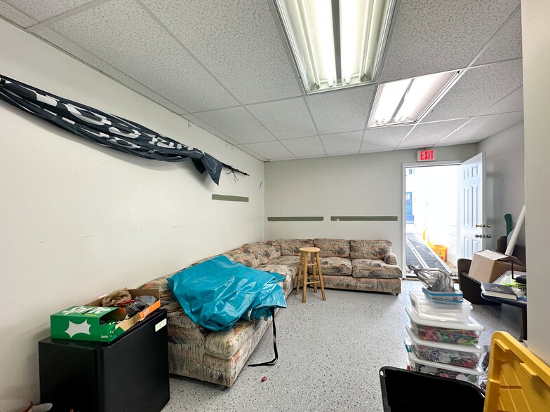 More Photos Of 316 N Main St, Churubusco Religious Facility For Sale