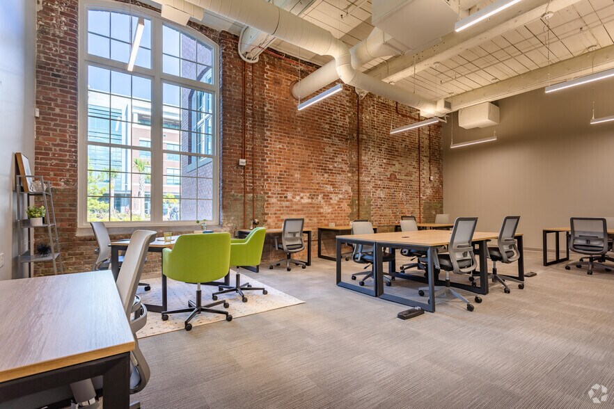 More Photos Of 4900 O'Hear Ave, North Charleston Coworking Space