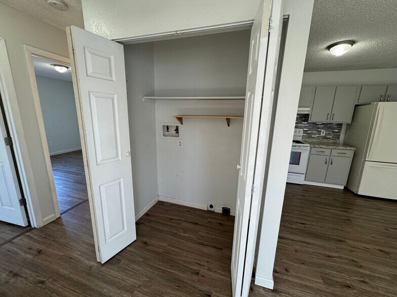 More Photos Of 2045 Bunting Ave, Grand Junction Apartments For Sale