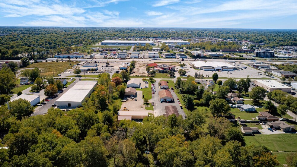 More Photos Of 5342 Elmwood Ave, Indianapolis Unknown For Lease