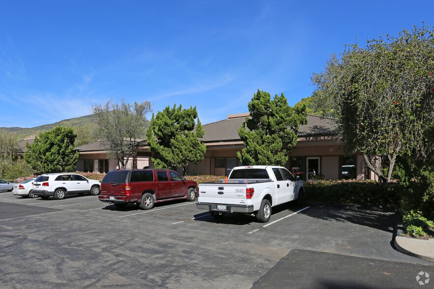 More Photos Of 7183-7189 Navajo Rd, San Diego Office For Lease