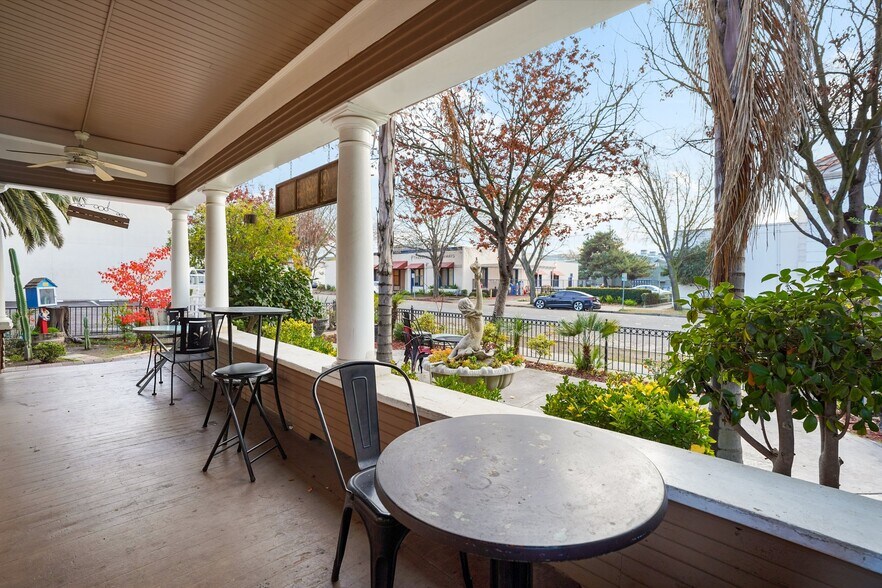 More Photos Of 1126 14th St, Modesto Restaurant For Sale