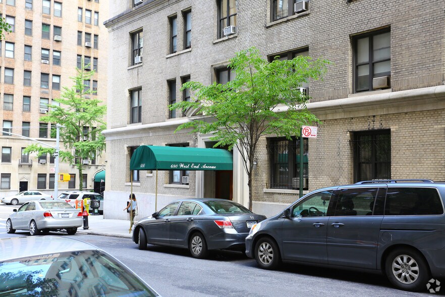 More Photos Of 680 West End Ave, New York Multifamily For Sale