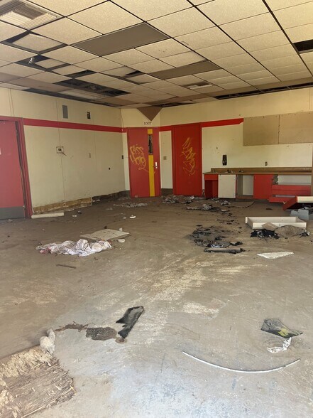 More Photos Of 401 S 3rd St, Blythe Religious Facility For Sale