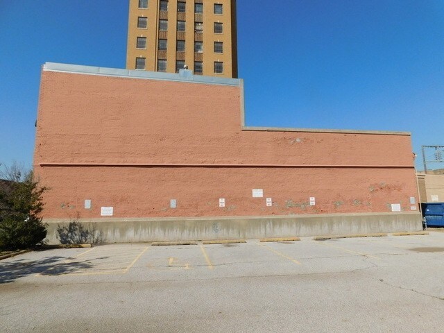 More Photos Of 124 E Broadway Ave, Enid Storefront Retail Office For Sale