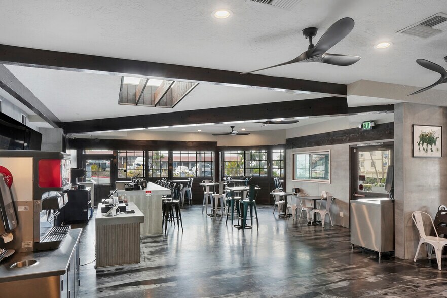 More Photos Of 1925 S El Camino Real, San Clemente Restaurant For Sale