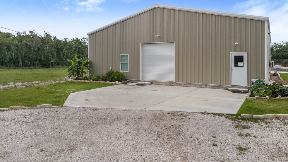 More Photos Of 25033 N Highway 288B, Angleton Land For Sale