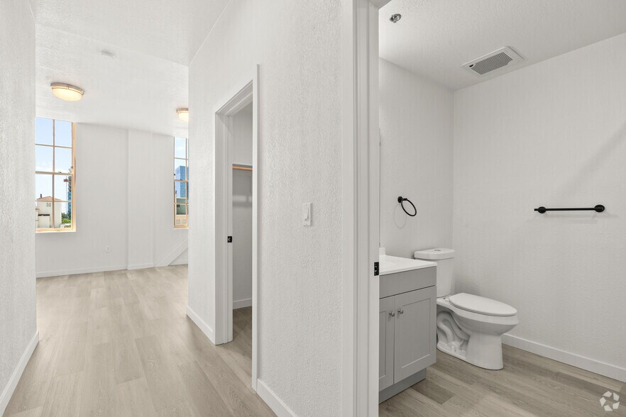 More Photos Of 818 K St, Sacramento Apartments For Sale