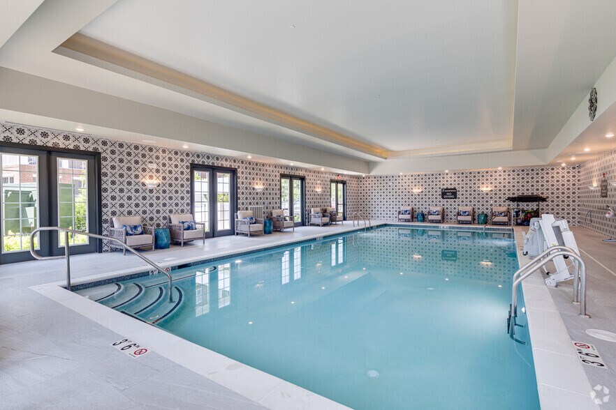 More Photos Of 2200 Carl D Silver Pky, Fredericksburg Apartments For Lease