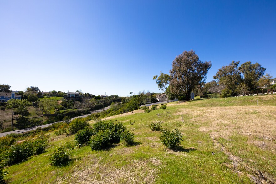 More Photos Of 5936 Busch Dr, Malibu Land For Sale