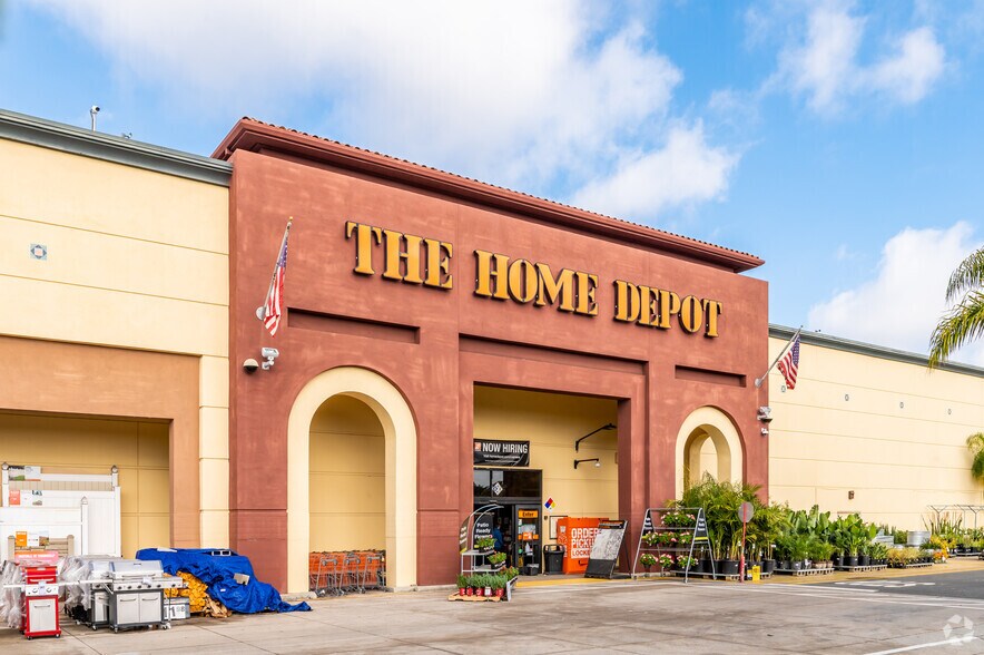 More Photos Of 6611-6791 Westminster Blvd, Westminster Unknown For Lease