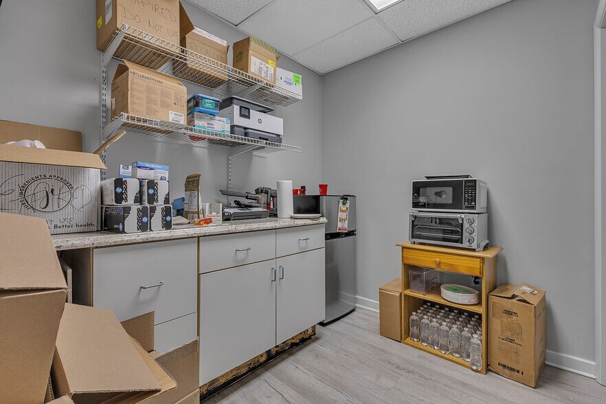 More Photos Of , New Brighton General Retail For Sale