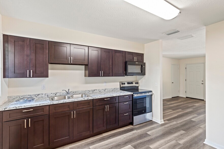 More Photos Of 283 SW Davaca Gln, Lake City Multifamily For Sale