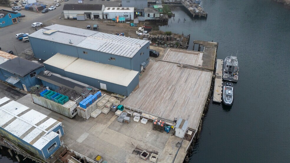 More Photos Of 32330 N Harbor Dr, Fort Bragg Office For Sale