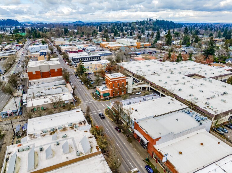More Photos Of 612 Main St, Springfield Storefront Retail Office For Sale