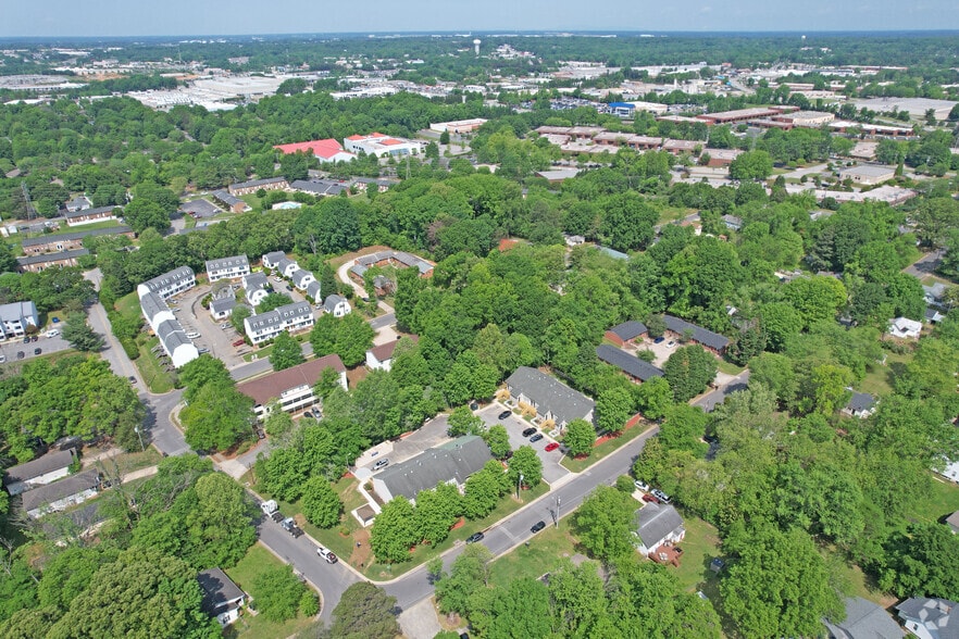 More Photos Of 1008 Rucker St, Greensboro Apartments For Sale