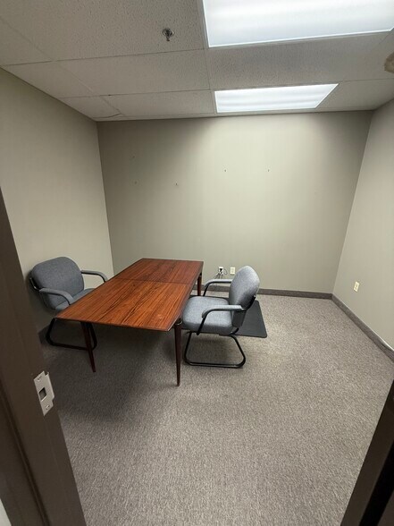 More Photos Of 332 E State Route 4, Paramus General Retail For Lease