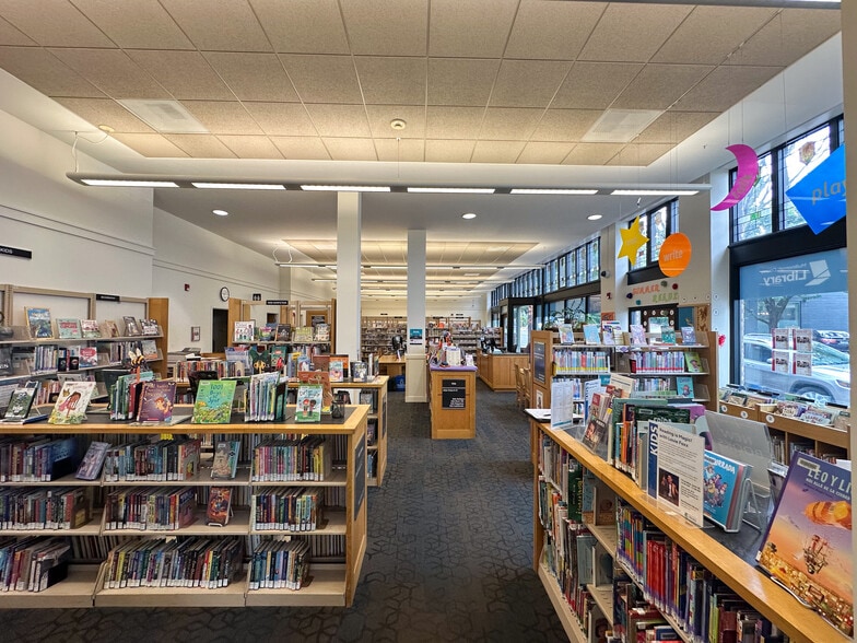 More Photos Of 2300-2314 NW Thurman St, Portland Freestanding For Lease