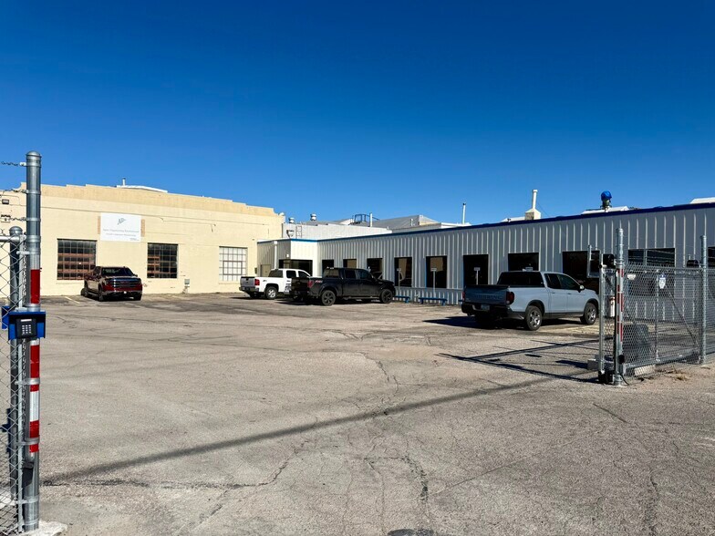 More Photos Of 1802-1814 W 2nd St N, Wichita Warehouse For Sale