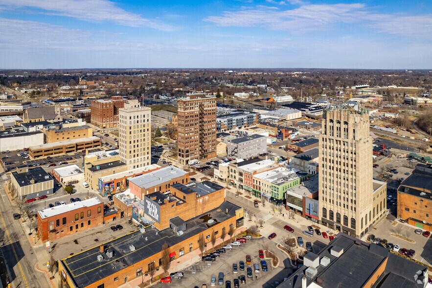 More Photos Of 180 W Michigan Ave, Jackson Office Residential For Lease