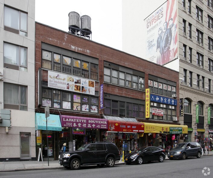 More Photos Of 126-130 Lafayette St, New York Storefront Retail Office For Lease
