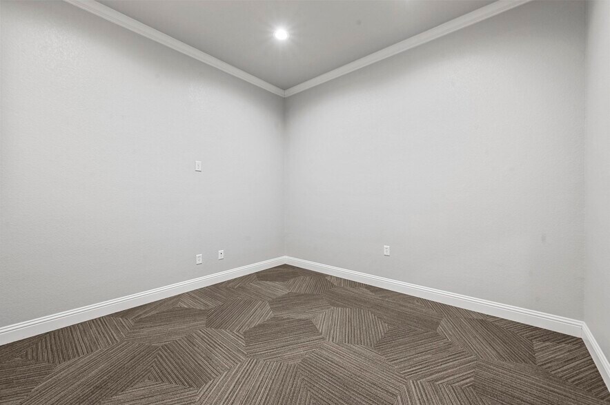 More Photos Of 175 S Kimball Ave, Southlake Office For Lease