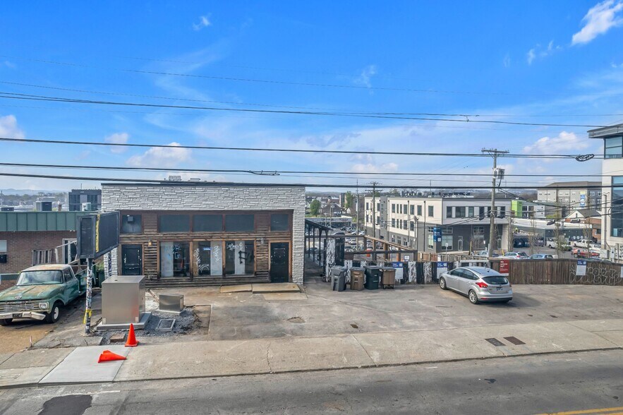 More Photos Of 823 Woodland St, Nashville Freestanding For Lease