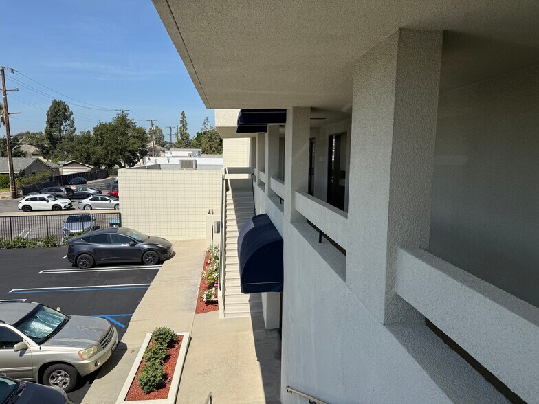 More Photos Of 144-148 E Foothill Blvd, Arcadia Office For Sale