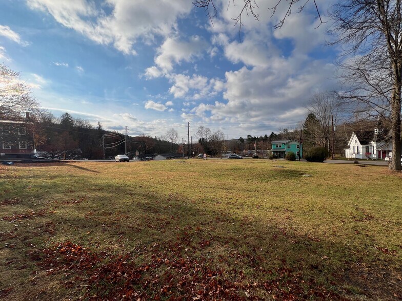 More Photos Of 672 Texas Palmyra Hwy, Hawley Land For Sale