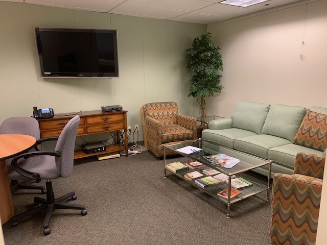 More Photos Of 43 Danbury Rd, Wilton Office For Lease