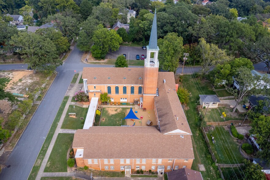 More Photos Of 4401 Woodlawn Dr, Little Rock Religious Facility For Sale