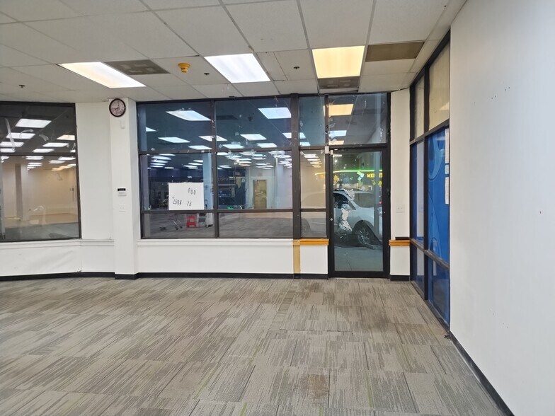 More Photos Of 4310-4328 Main St, Bridgeport Storefront For Lease